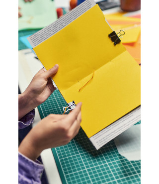 UN SEDICESIMO| Papermaking and bookbinding workshop for young people and adults