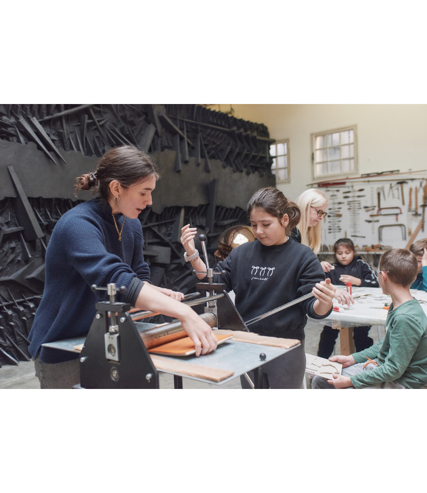 IL FOGLIO COME SCULTURA | Laboratorio di  stampa per famiglie con bambini e bambine 6-11 anni